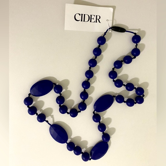 Cider Teething Trends Silicone Navy Teething Necklace - Picture 2 of 3